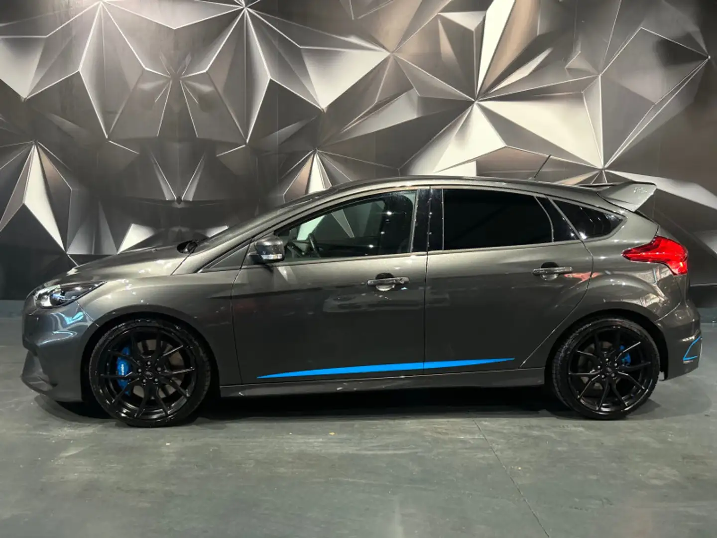 Ford Focus 2.3 ECOBOOST 350CH STOP\u0026START RS Gris - 2