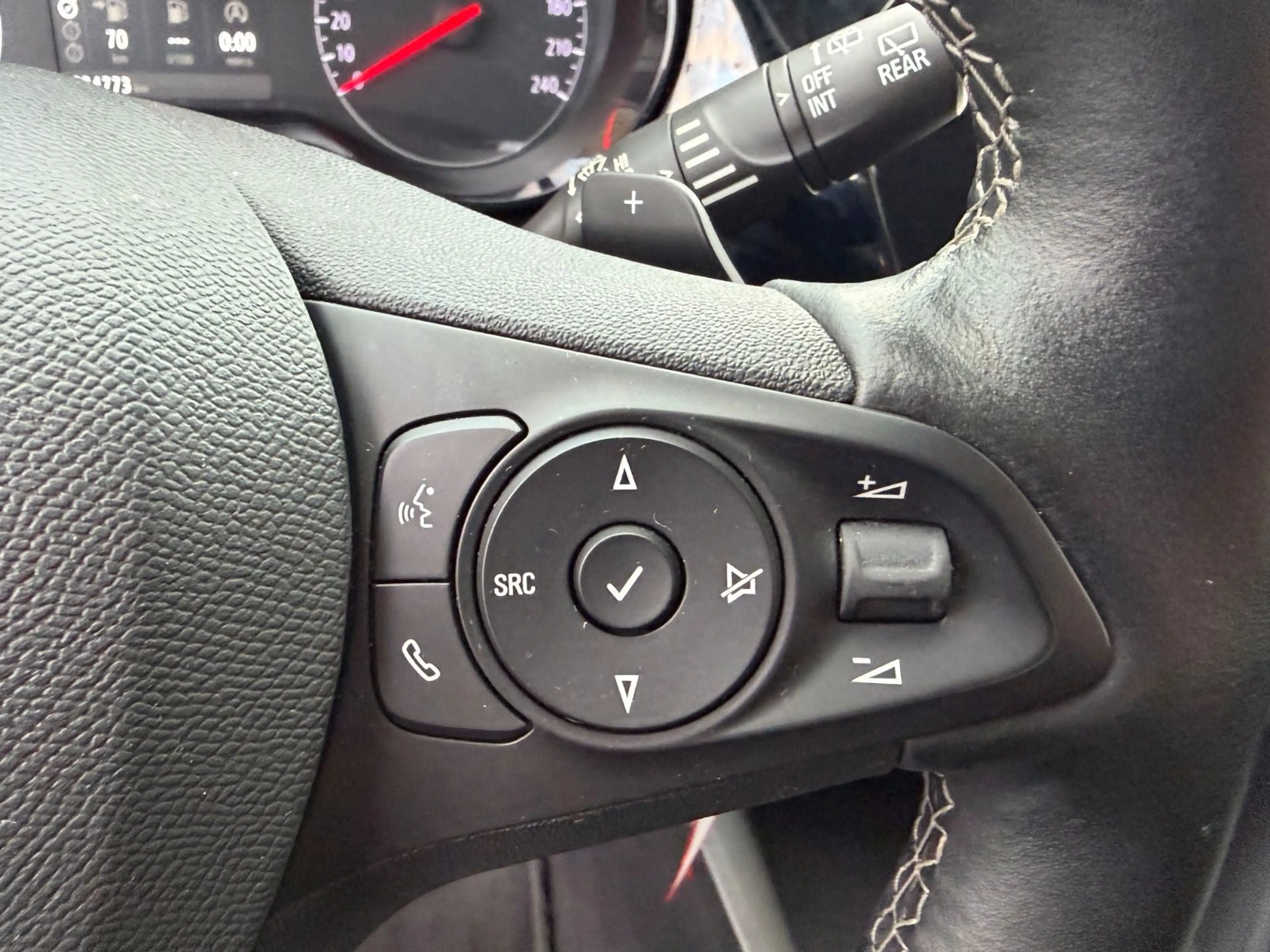 Opel Corsa F Edition+AUTOM+NAVI+TEMPOM+R.KAMERA+++ — photo 15