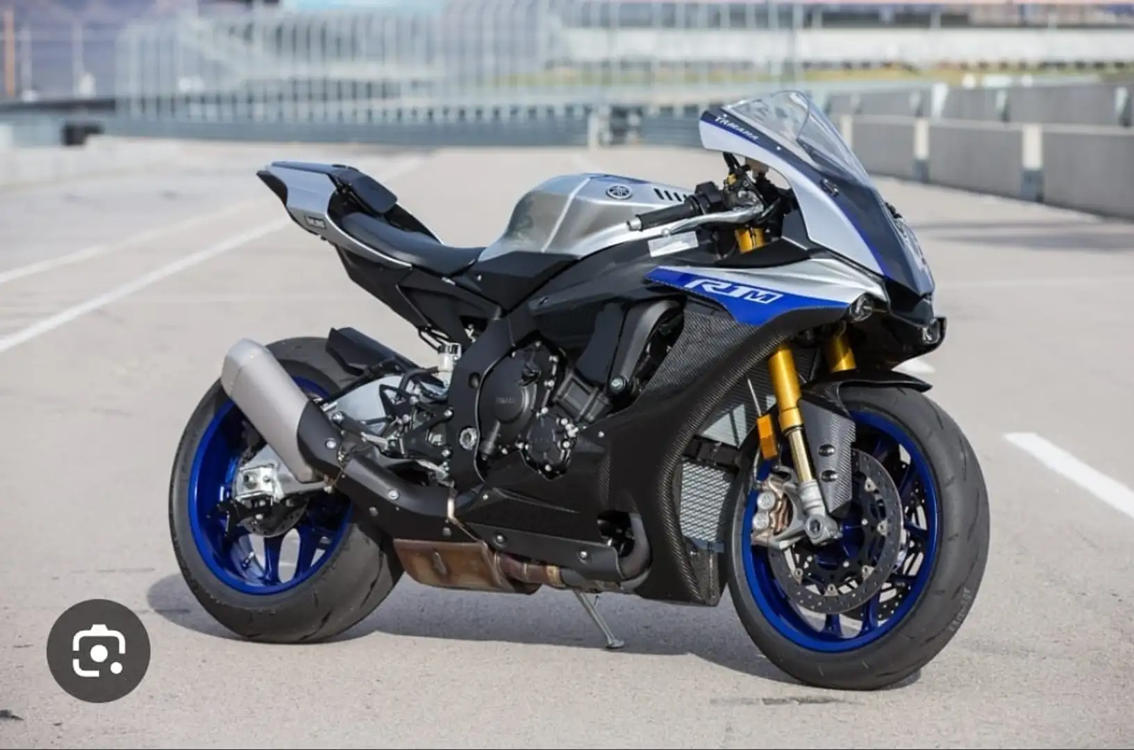 Yamaha YZF-R1 Bleu - 1