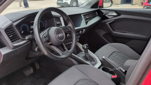 Audi A1 view 8