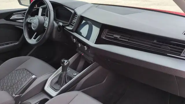 Audi A1 view 10