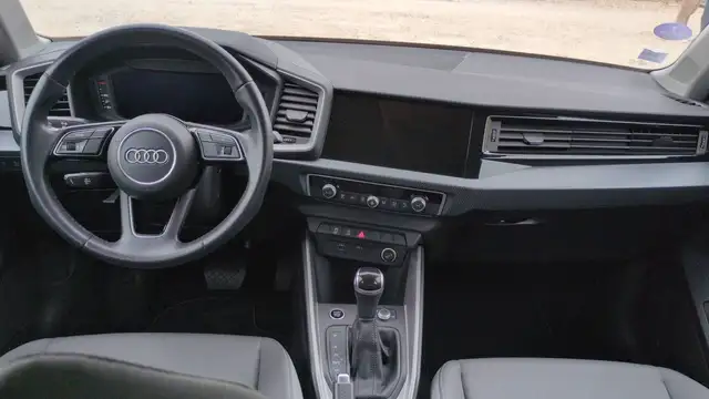Audi A1 view 11