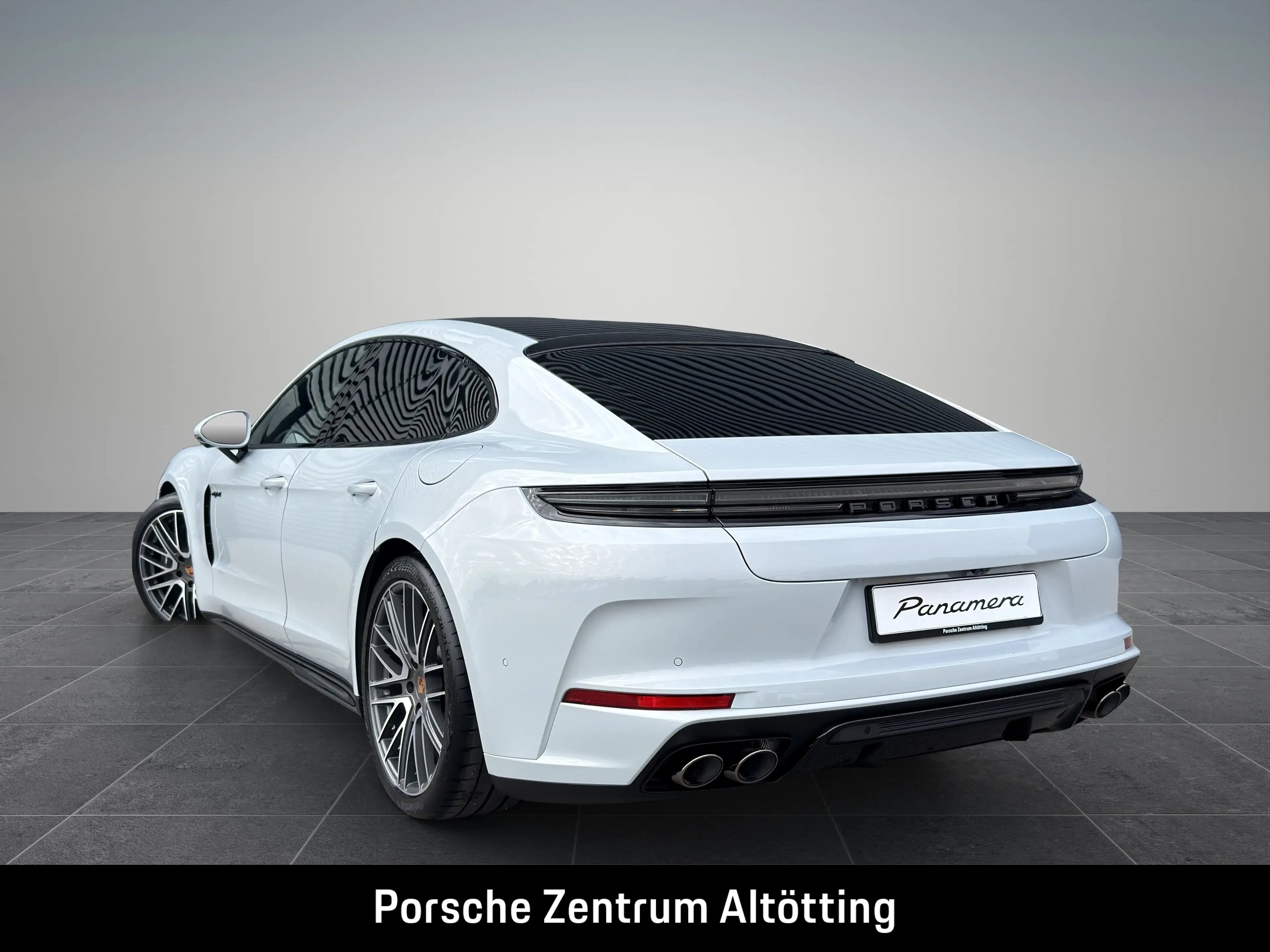 Porsche Panamera 4 E-Hybrid | Sportabgasanlage | BOSE | — photo 4