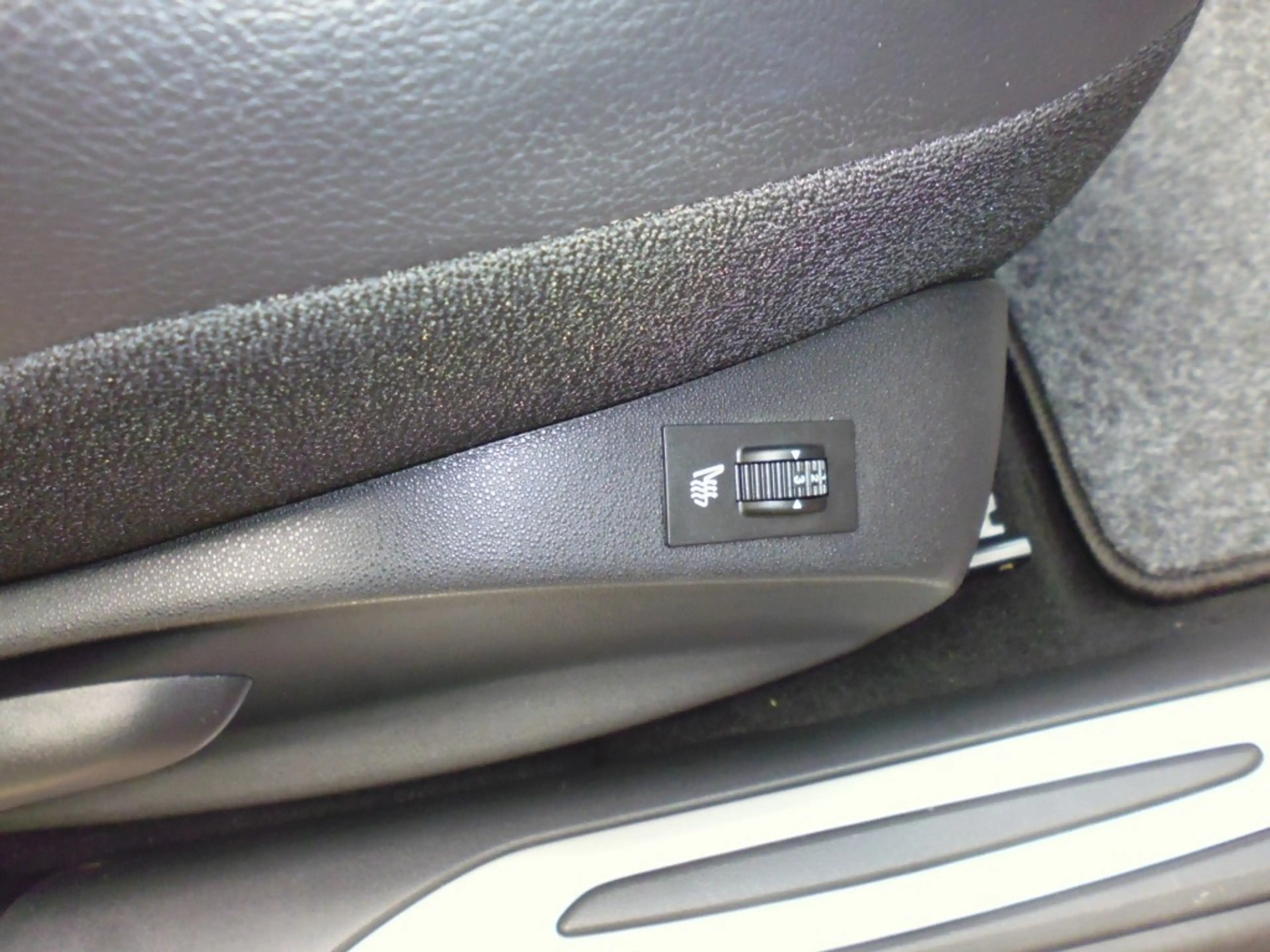 Citroen DS3 1.6 e HDI Sport Chic CABRIO AUTOMAAT CRUISE LEREN — photo 11