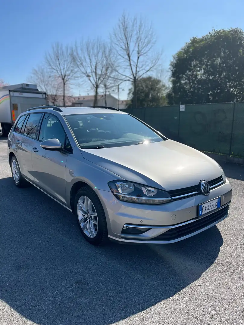 Volkswagen Golf Variant 1.6 TDI SCR DSG Trendline - 2
