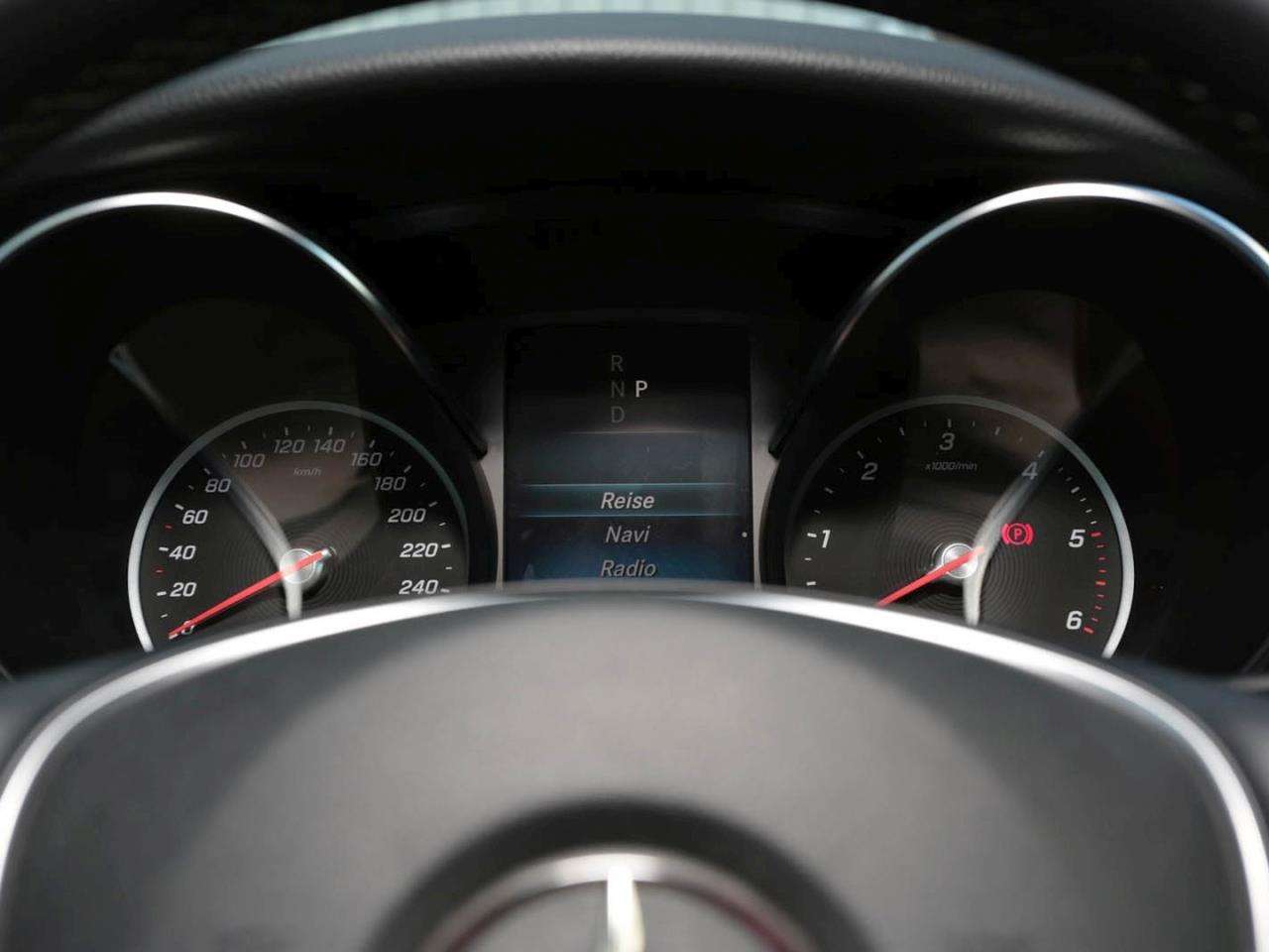 Mercedes-Benz V 250