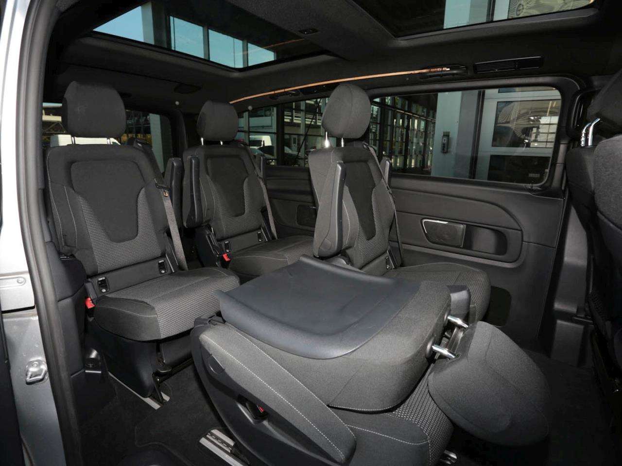 Mercedes-Benz V 250