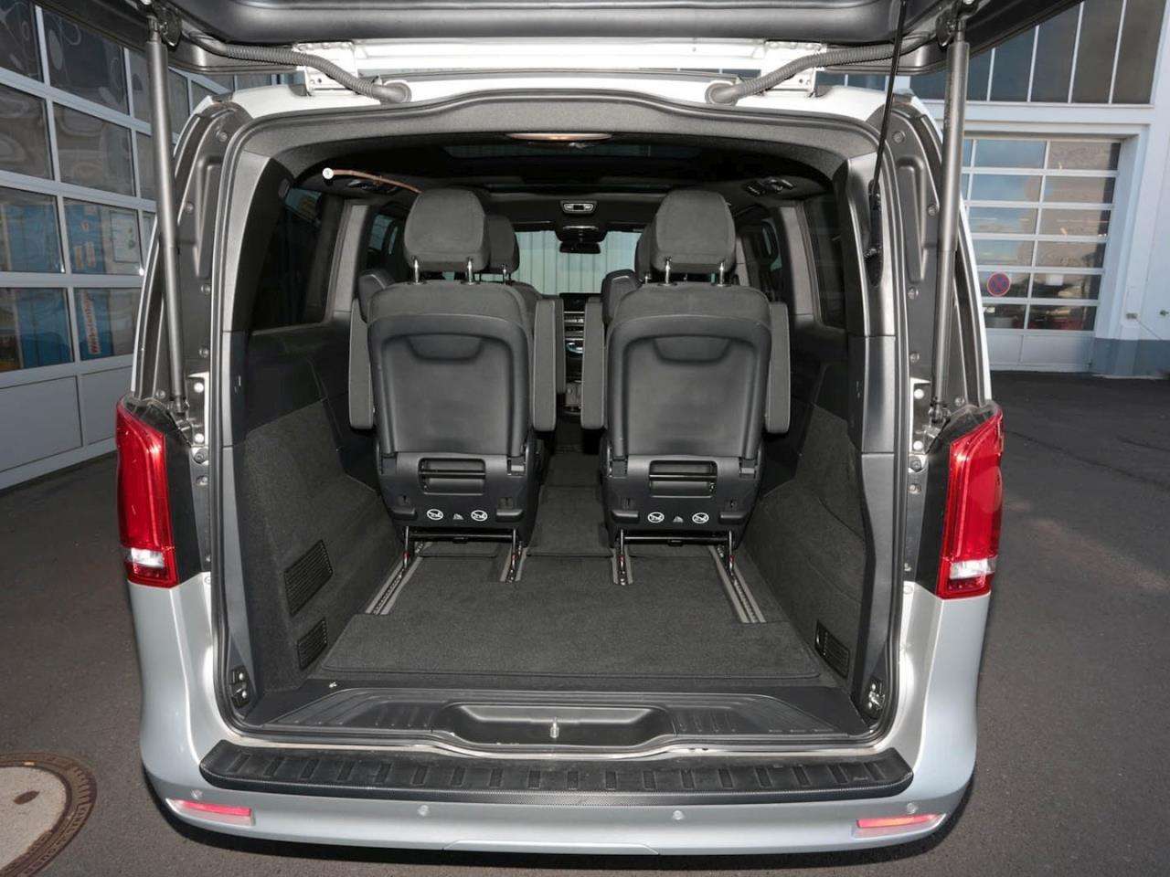 Mercedes-Benz V 250