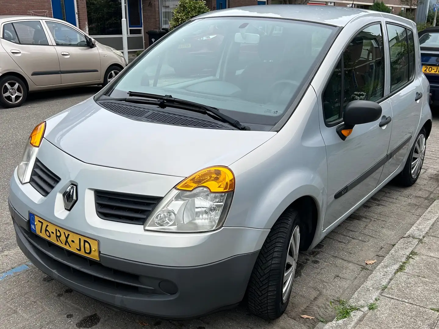 Renault Modus Modus 1.2-16V Campus Zilver - 1