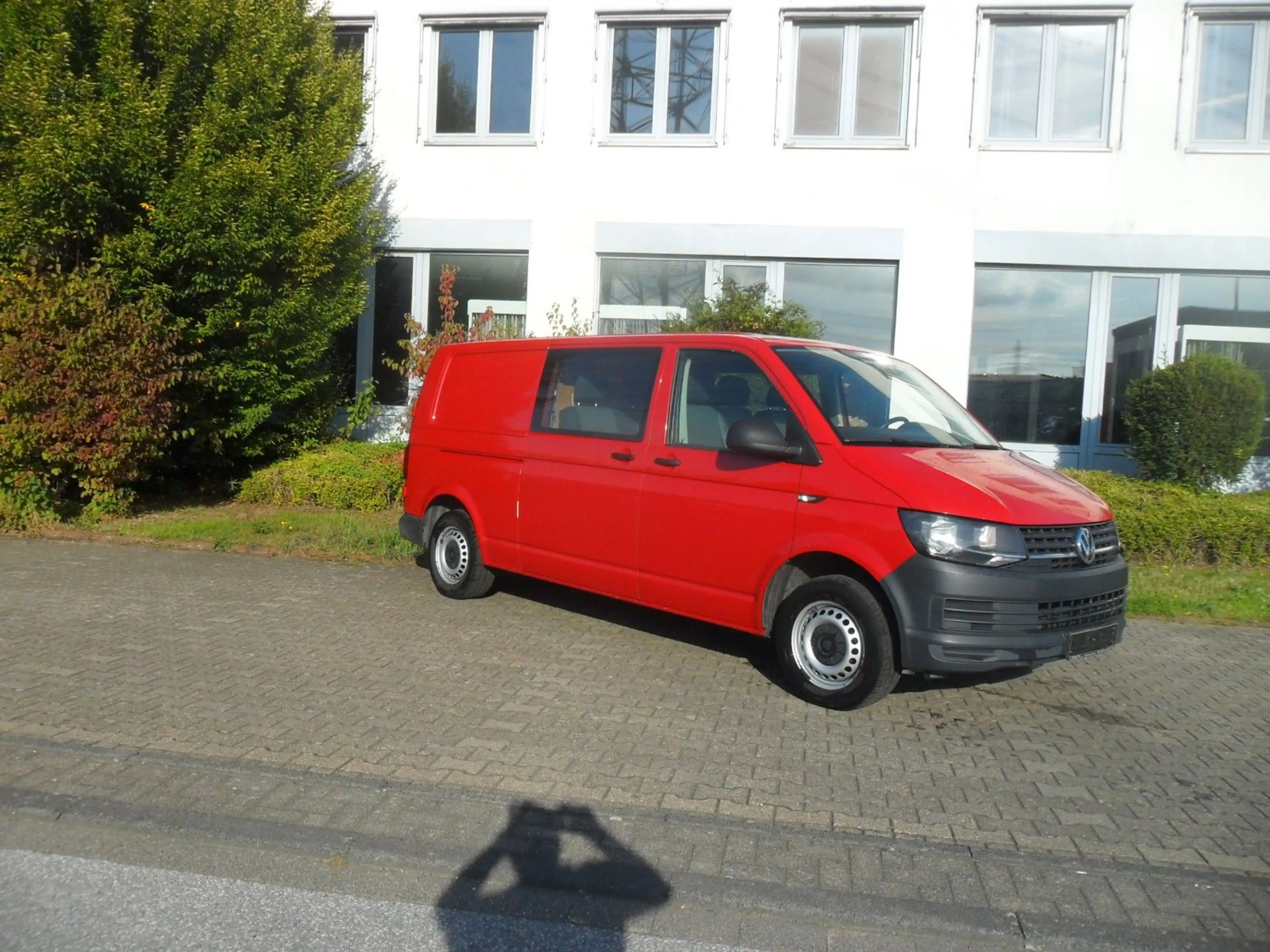 Volkswagen T6 Caravelle Kombi Lang 2.0 TDI*EF*ZV*6Sitzer