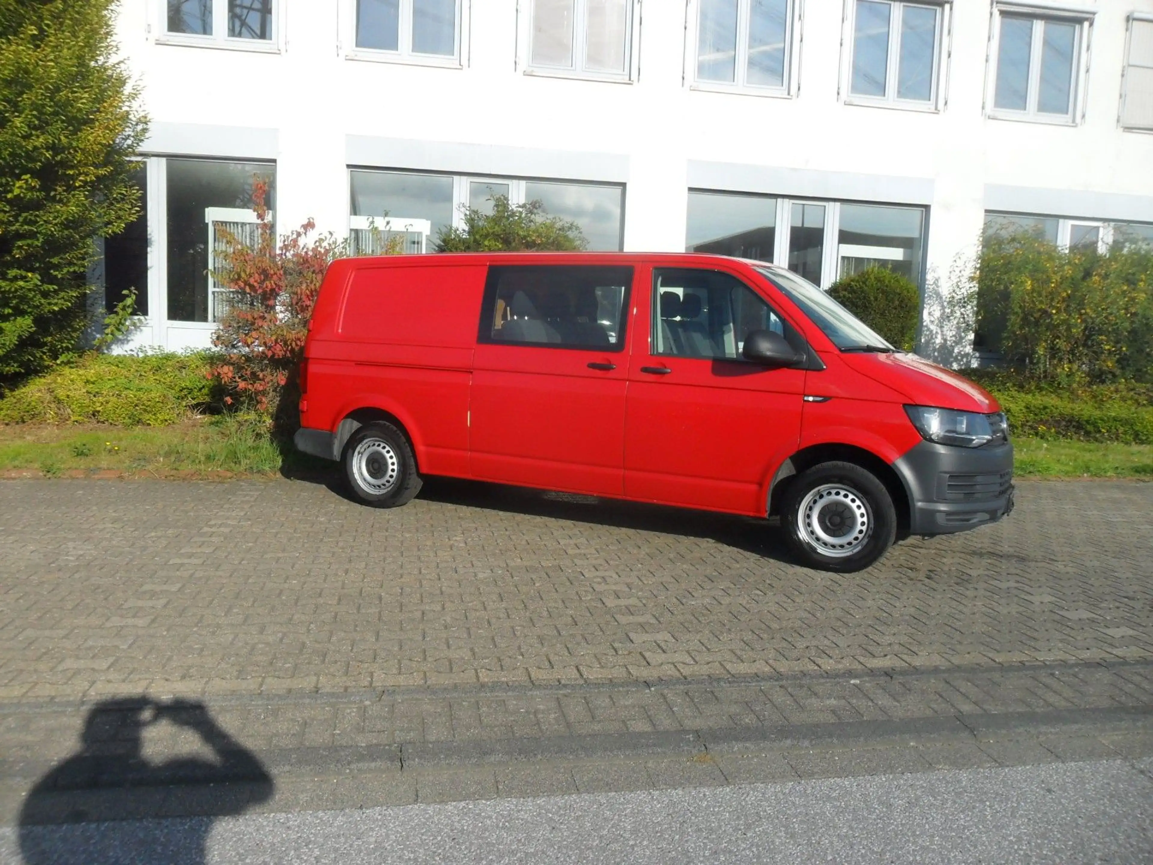 Volkswagen T6 Caravelle Kombi Lang 2.0 TDI*EF*ZV*6Sitzer — photo 6