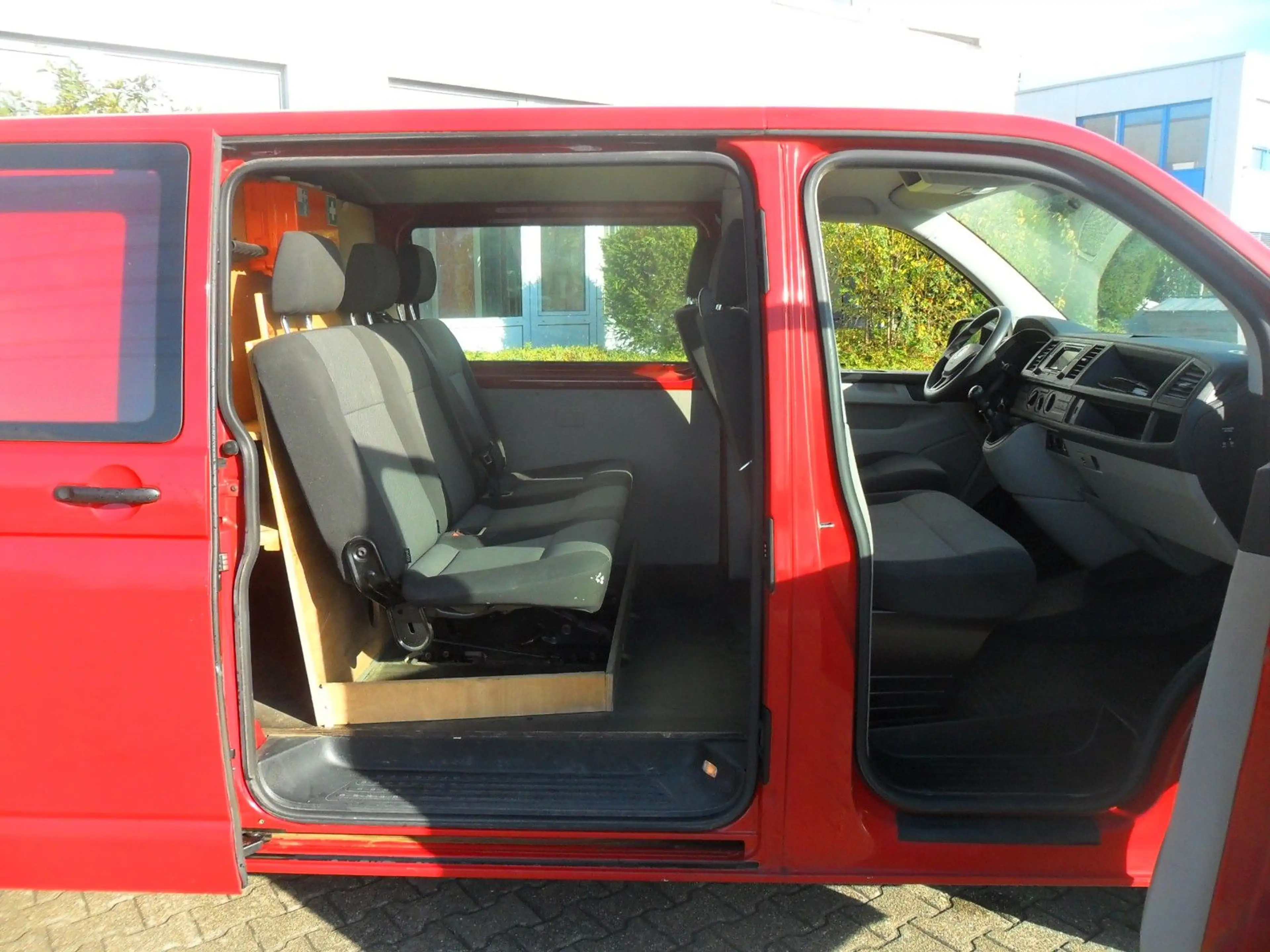 Volkswagen T6 Caravelle Kombi Lang 2.0 TDI*EF*ZV*6Sitzer — photo 15