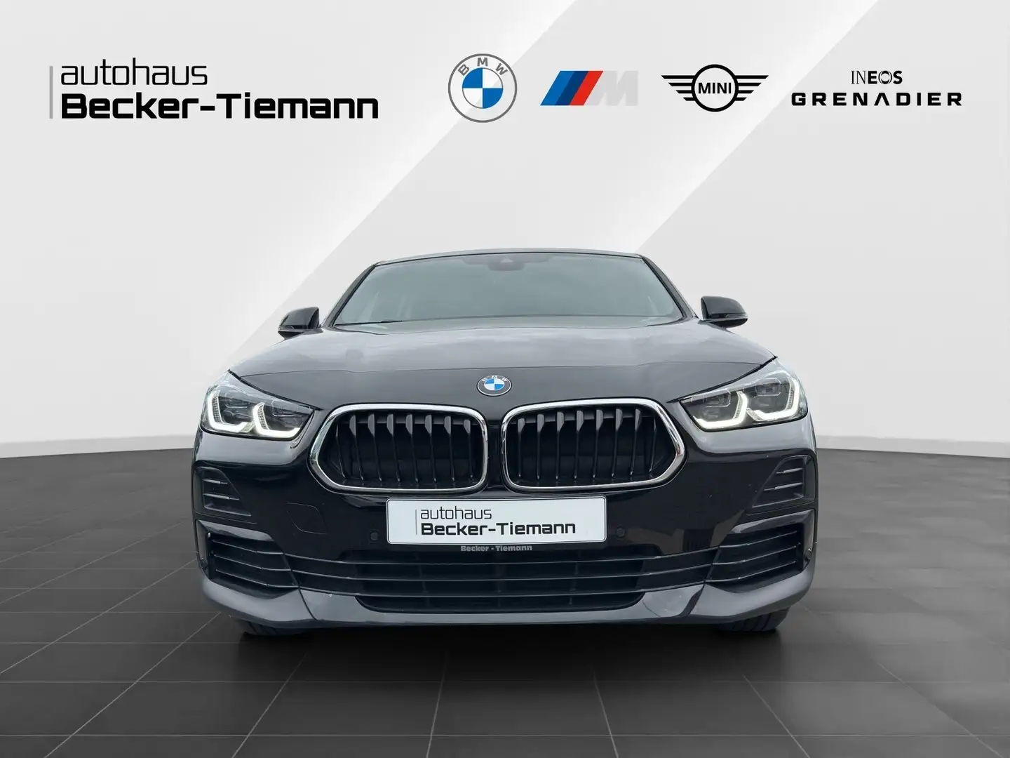 BMW X2 sDrive18d *AUT.*ADV.PLUS:*AD.LED*KAMERA*NAVI* Schwarz - 2