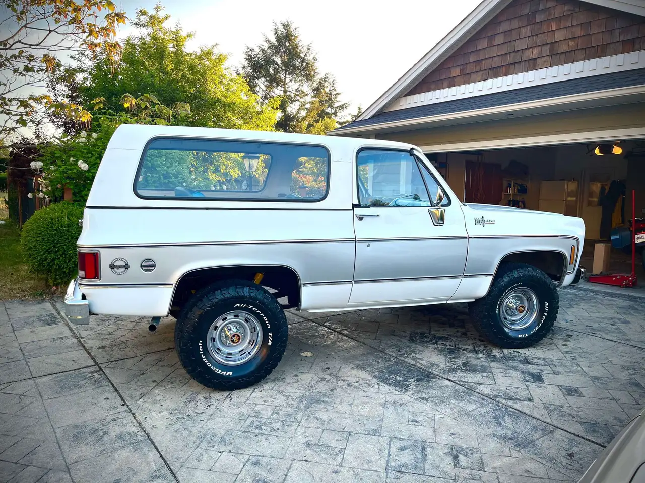 Chevrolet Blazer photo Chevrolet Blazer