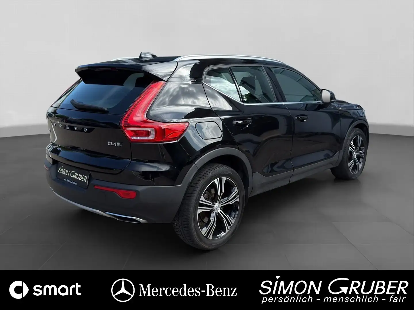 Volvo XC 40 D4 AWD Inscription Kam PDC SHZ LEDER LED Schwarz - 2