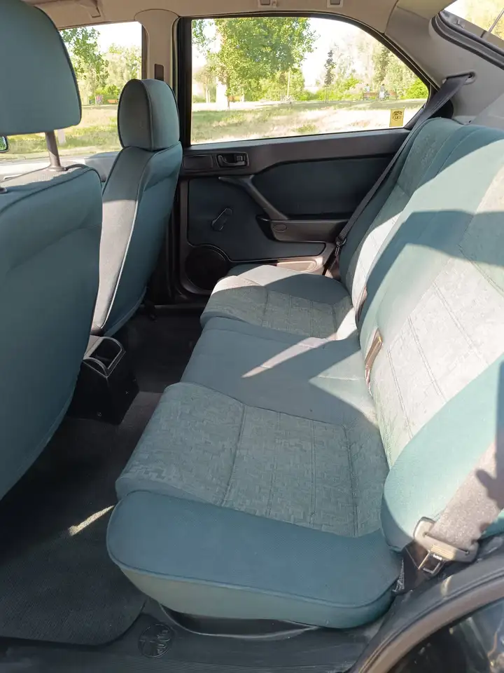 Alfa Romeo 146 1.6 Twin Spark, foto 10