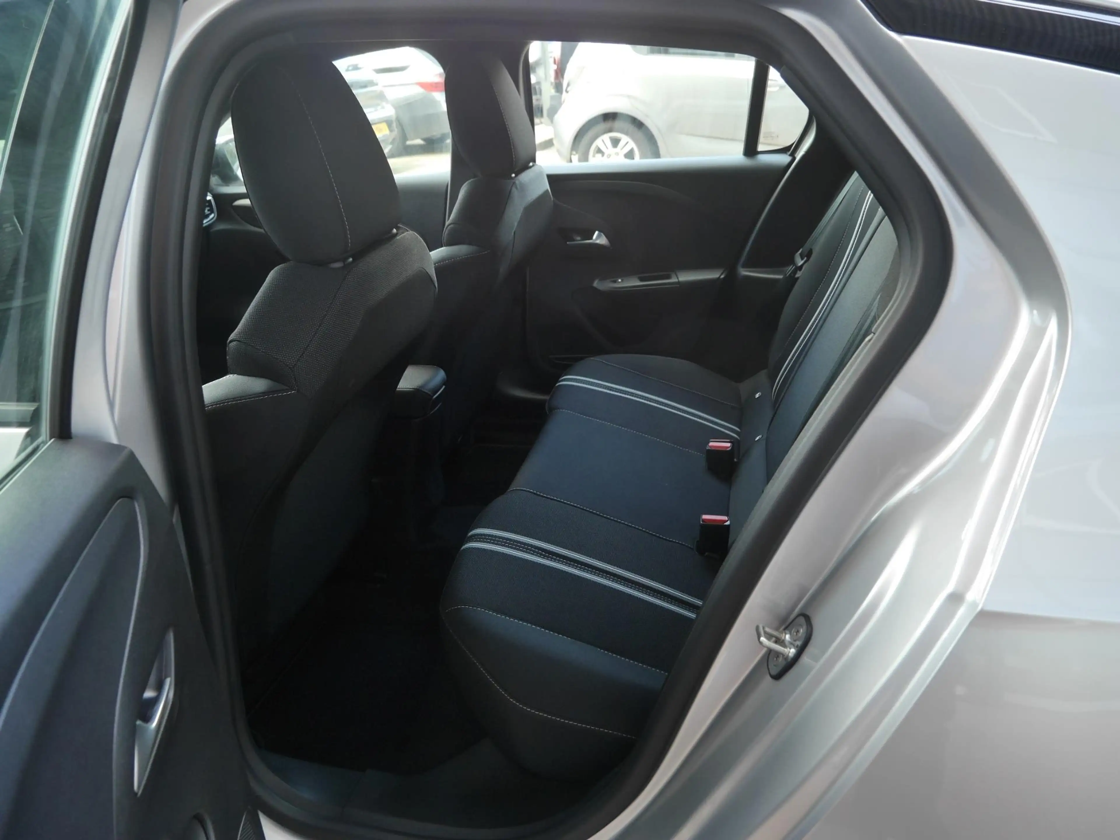 Opel Corsa-e Electric Long Range GS 51 kWh | Stuur en Stoelverw — photo 10