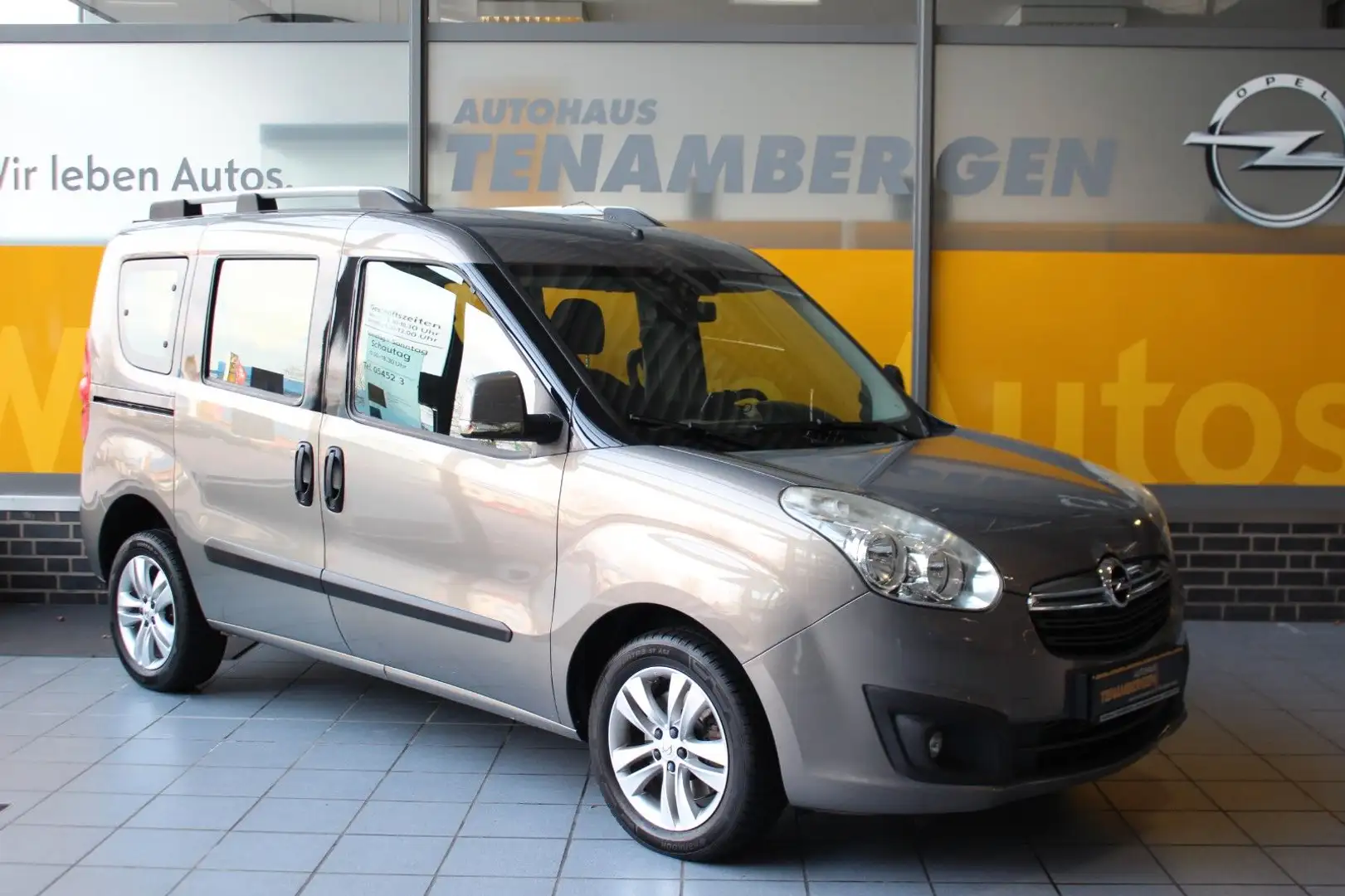 Opel Combo D Edition L1H1 7-Sitzer Navi Klimaaut. Marrón - 1
