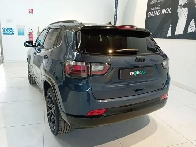 Jeep Compass view 6
