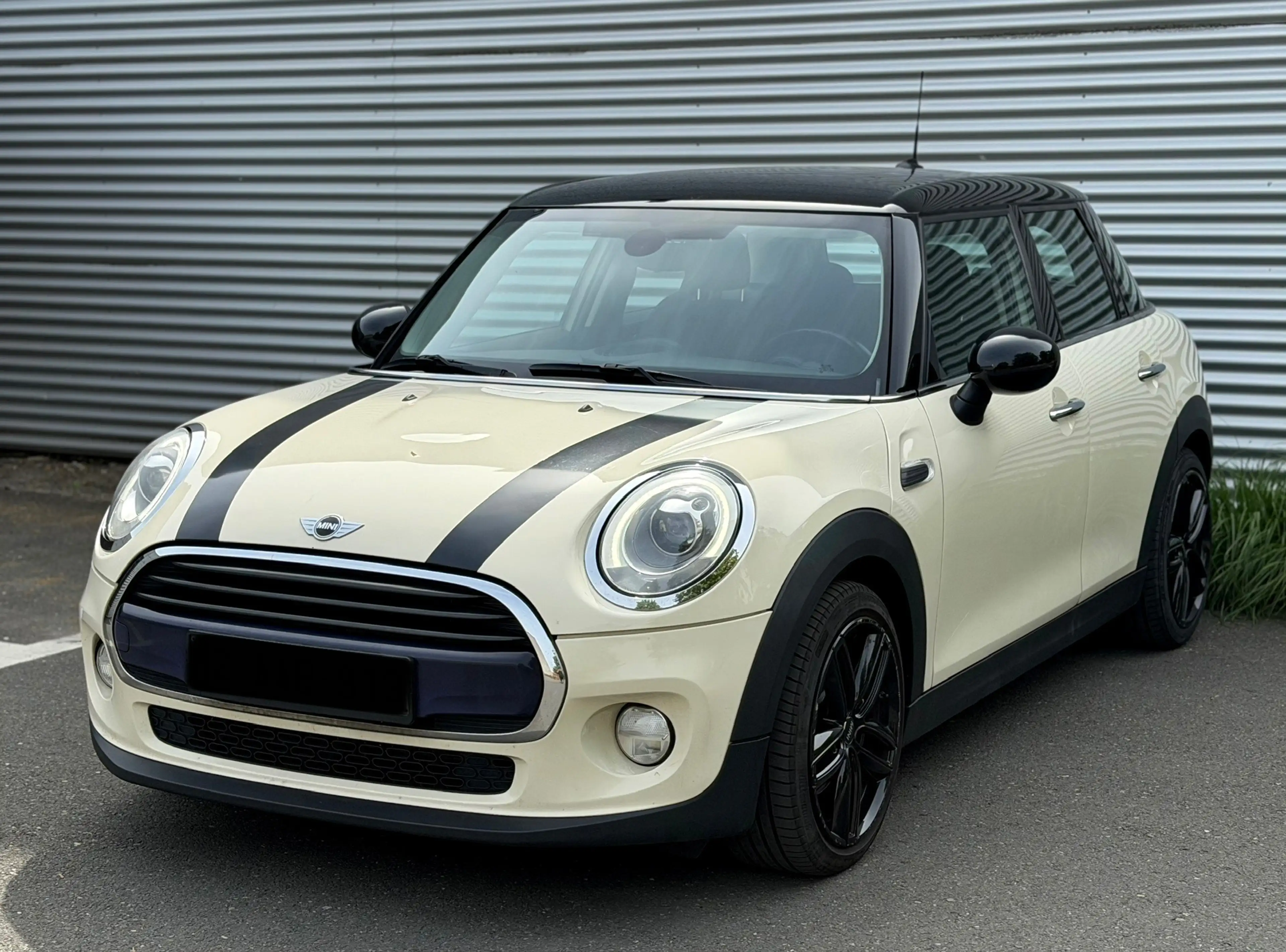 MINI Cooper D Mini 1.5 DA Cooper / Automaat / Led / Navi..