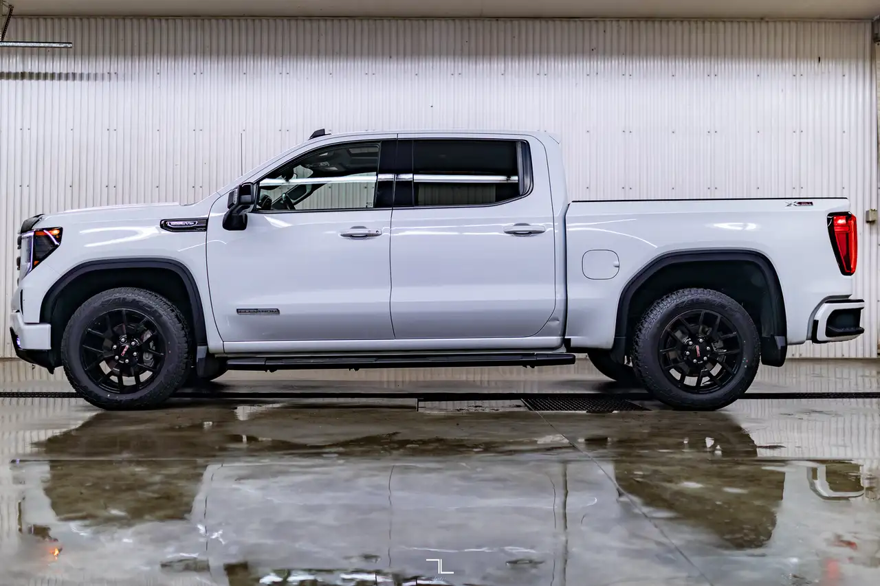 GMC Sierra 1500 снимка GMC Sierra 1500