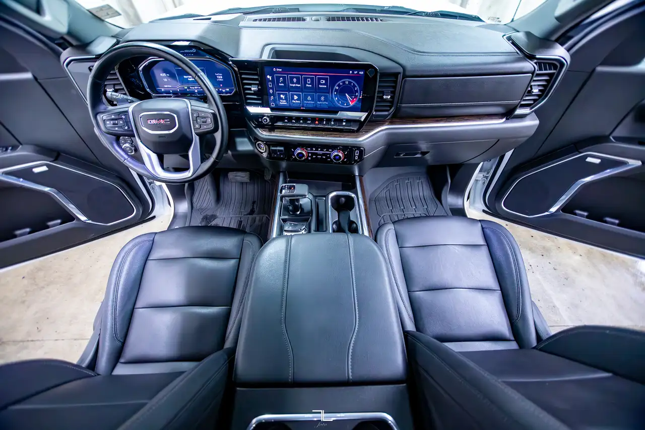 GMC Sierra 1500 снимка GMC Sierra 1500