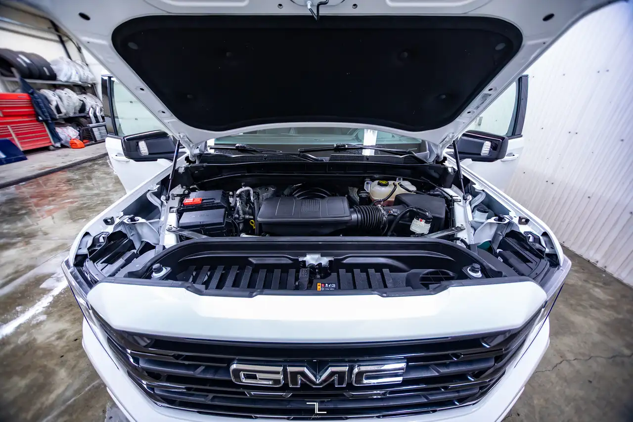 GMC Sierra 1500 снимка GMC Sierra 1500