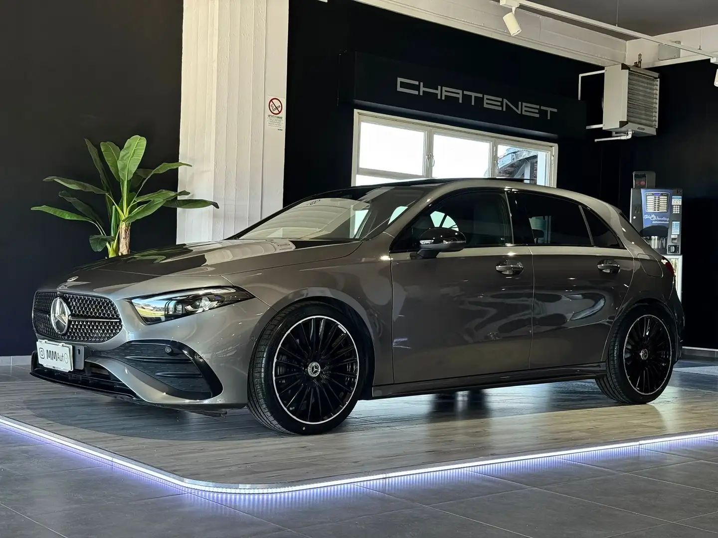 Mercedes-Benz A 200 d PREMIUM AMG Night + Luxury Pack Grigio - 1