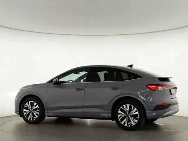 Audi Q4 e-tron Audi Q4 Sportback 45 e-tron Ansicht 6