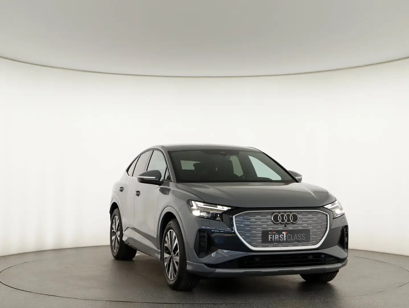 Audi Q4 e-tron Audi Q4 Sportback 45 e-tron Grau - 2