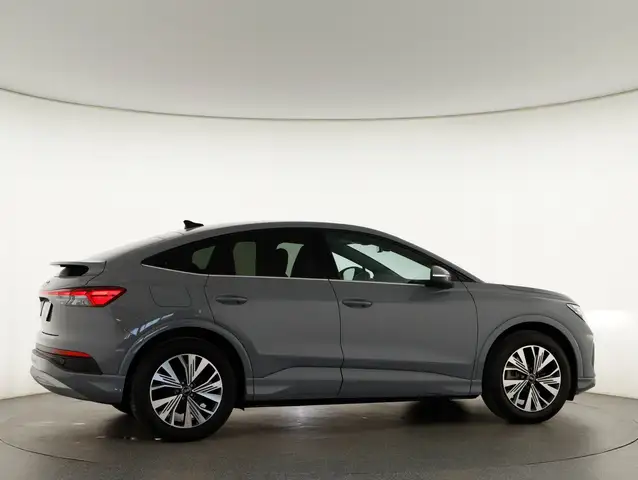 Audi Q4 e-tron Audi Q4 Sportback 45 e-tron Ansicht 4