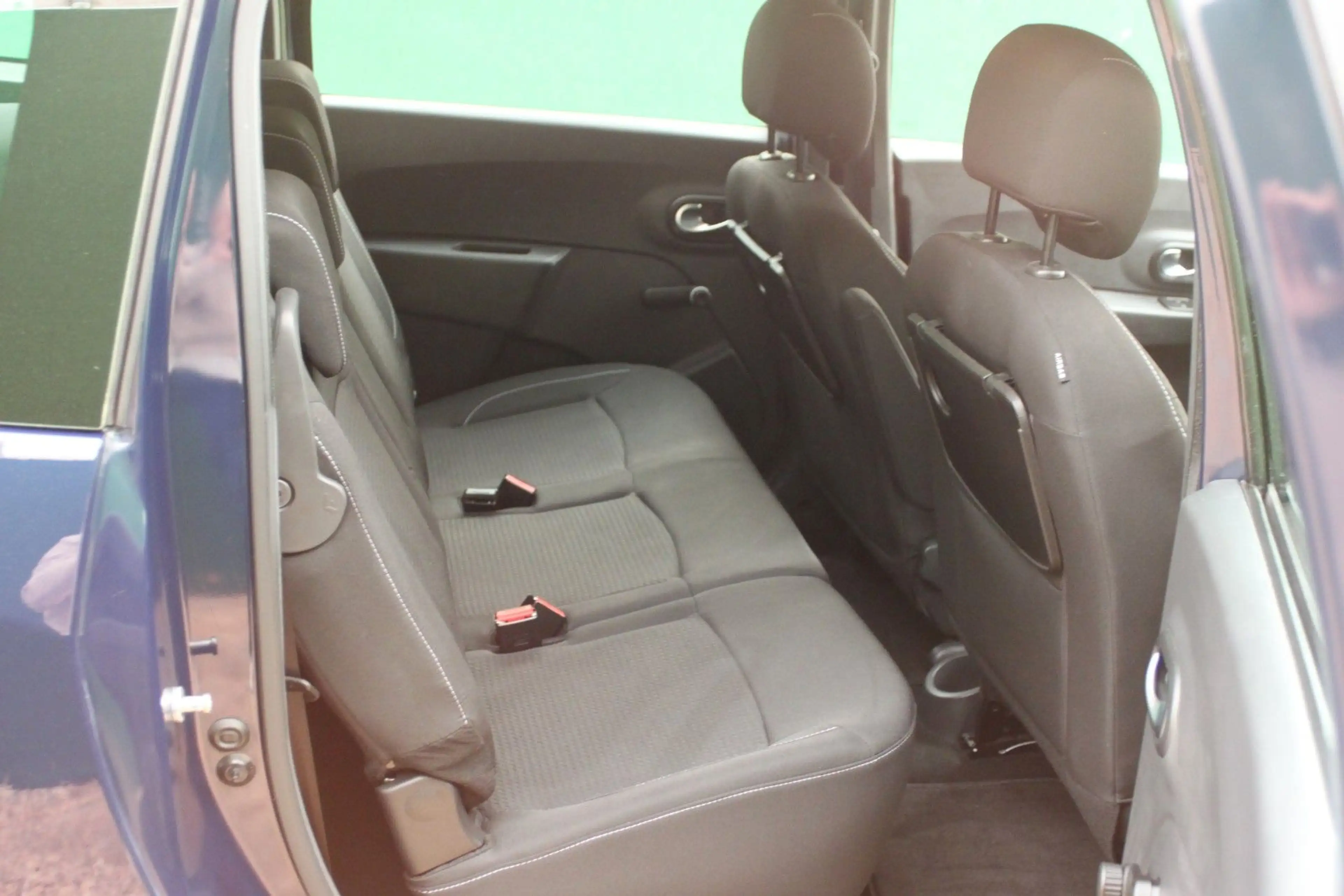 Dacia Lodgy 1.3/ AHK/ Navi/ Kamera/ Klima/ 61tkm — photo 14