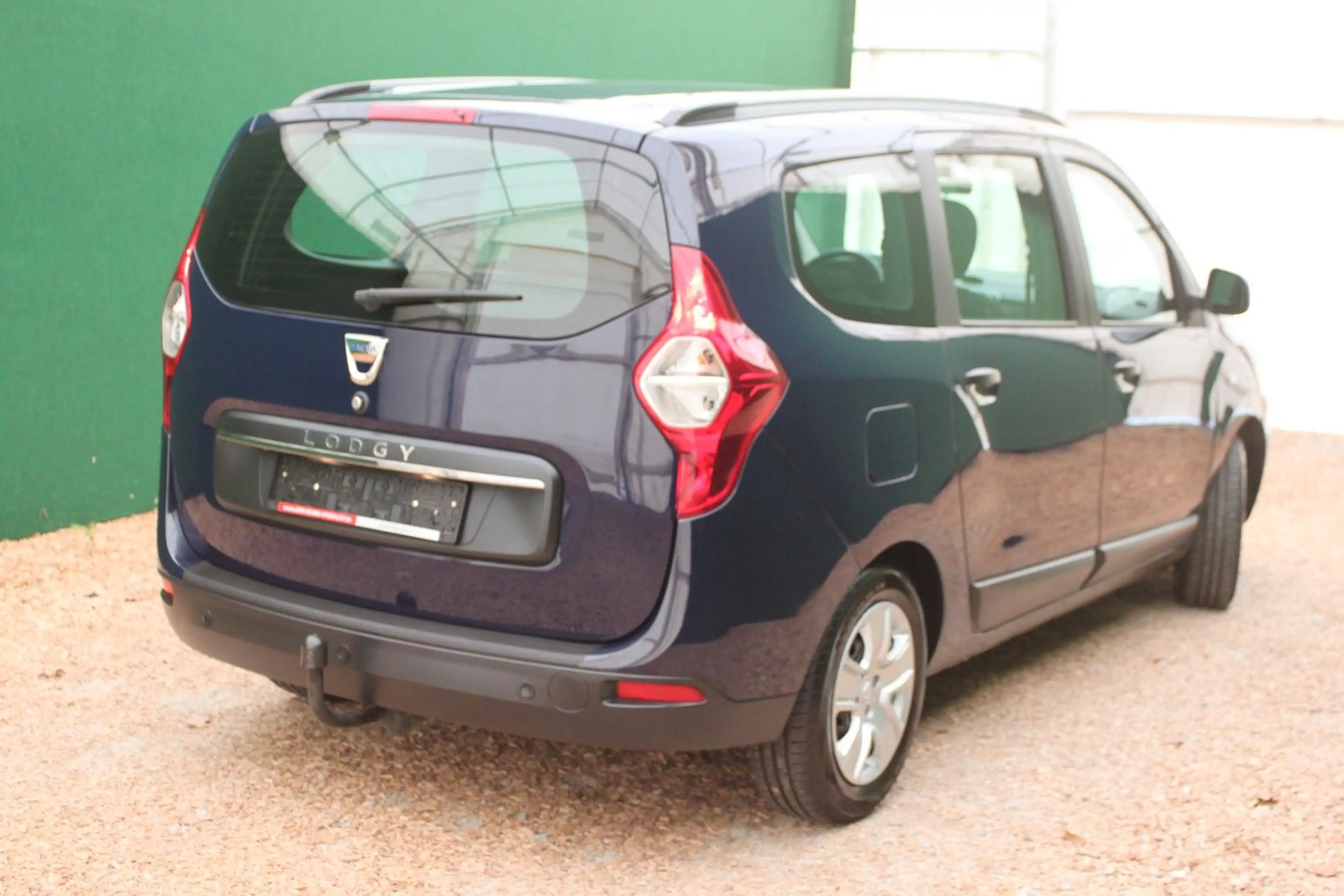 Dacia Lodgy 1.3/ AHK/ Navi/ Kamera/ Klima/ 61tkm — photo 8