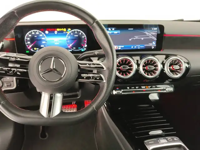 Mercedes-Benz A Class view 13