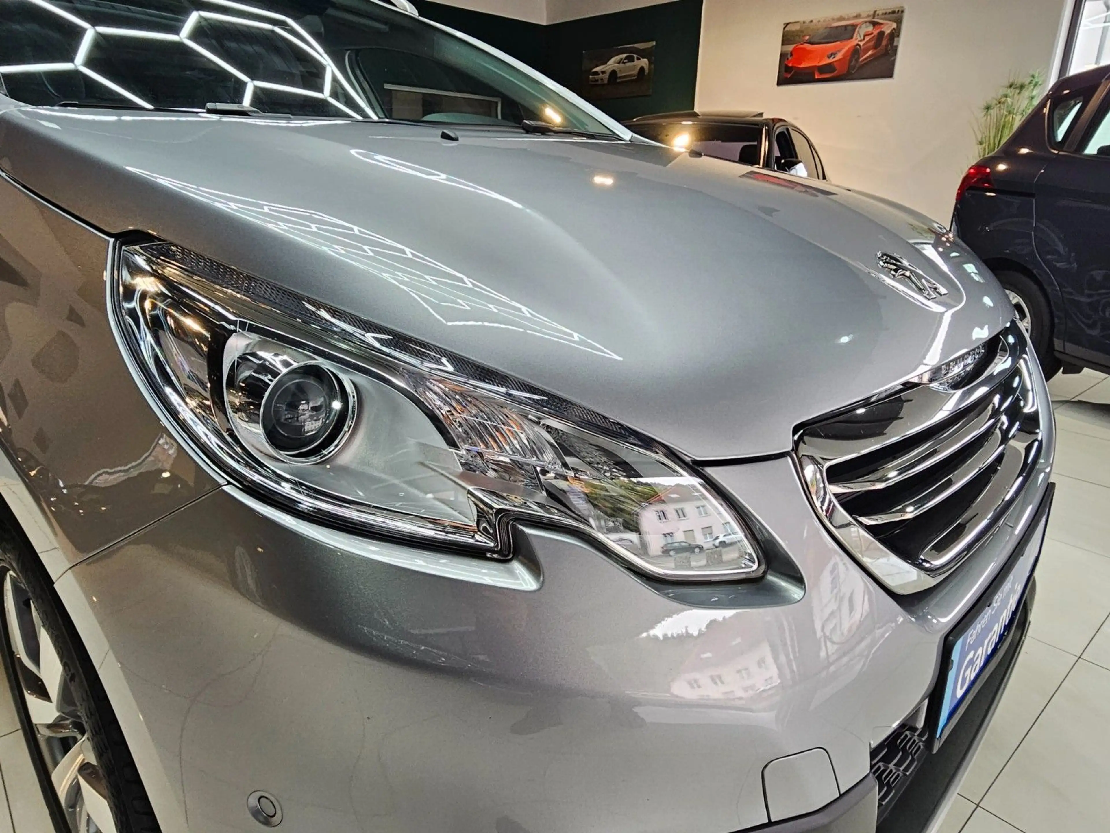Peugeot 2008 Allure,,1-Hand,Pano,Navi,Scheckheft,Alu — photo 4
