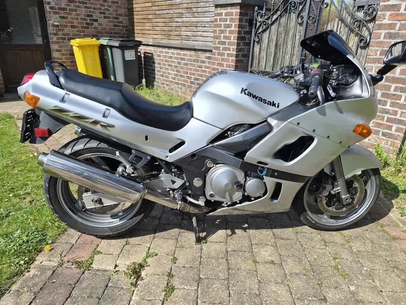 Kawasaki ZZR 600