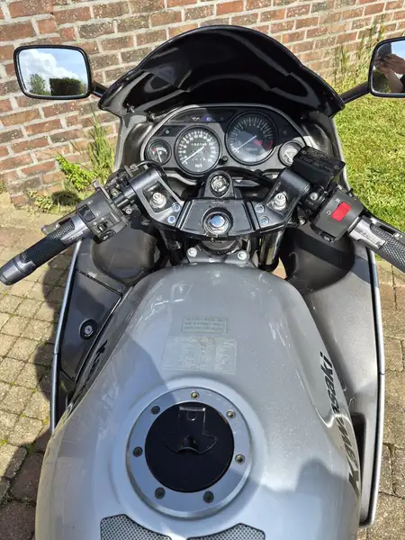 Kawasaki ZZR 600 - foto 4