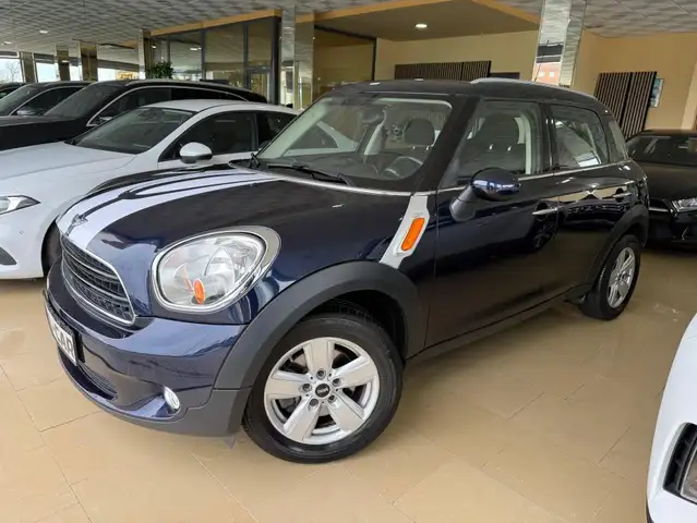 MINI One Countryman D