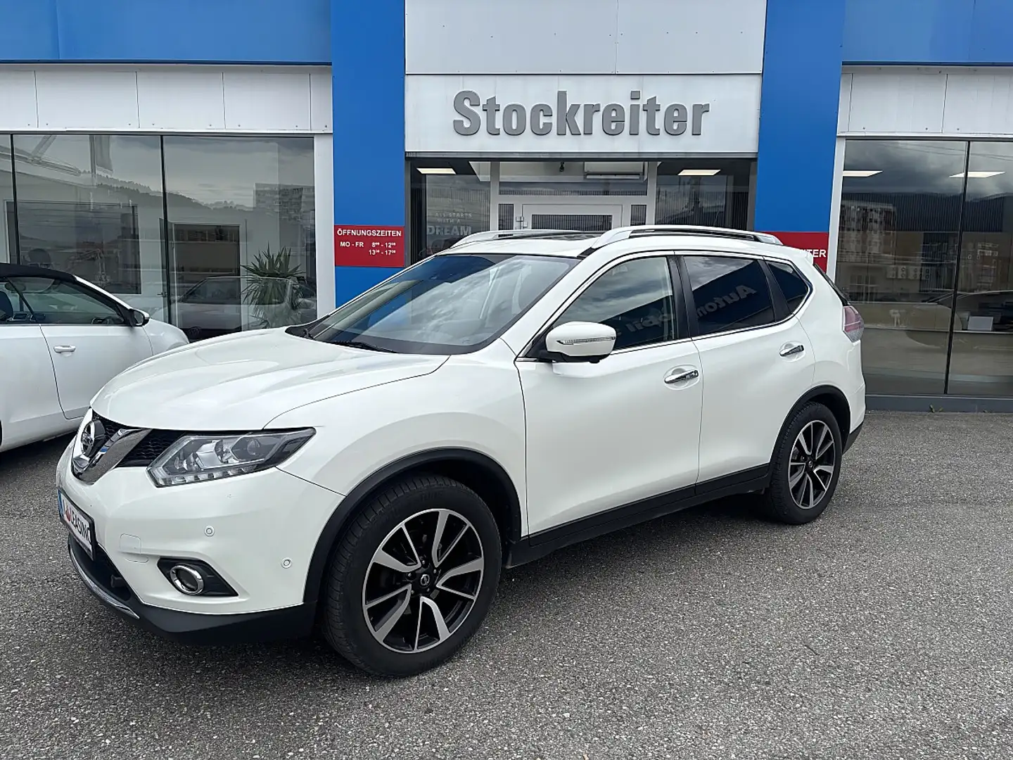 Nissan X-Trail X-TRAIL 1,6dCi Tekna ALL-MODE 4x4i*PDC*LED*AHK* Weiß - 1