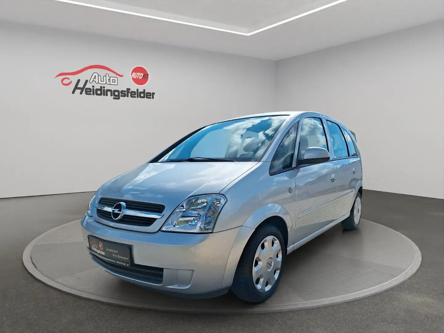 Opel Meriva Edition, PDC hinten, 8-fach, Klima, CD, Silber - 1