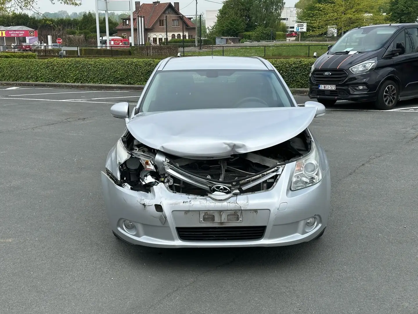 Toyota Avensis SW 1.8i Luna Multidrive S Zilver - 2