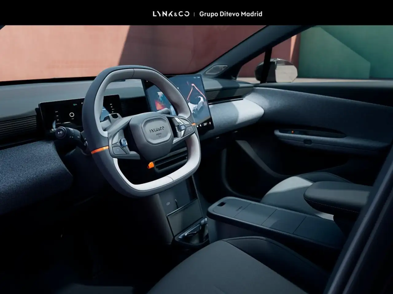 Lynk & Co 02