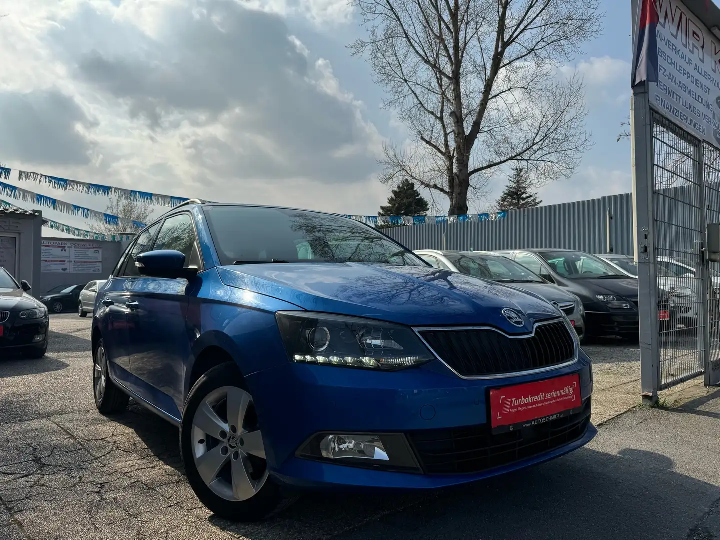 Skoda Fabia Style 1,4 Kombi/Family Van Bleu - 2