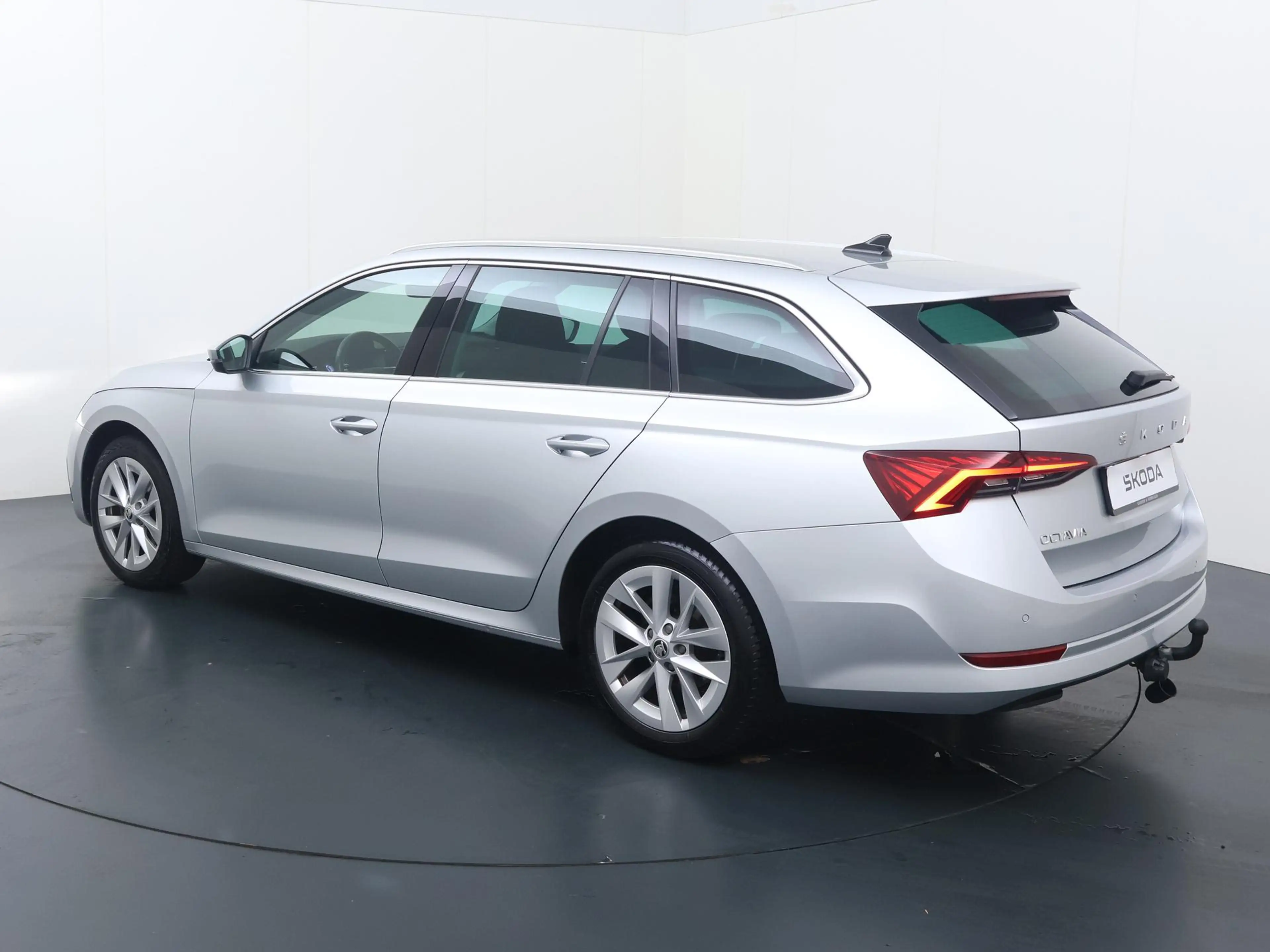 Skoda Octavia Combi 1.0 TSI Business Edition Plus | 110 PK | Tre — photo 5