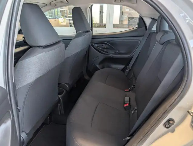 Toyota Yaris view 8