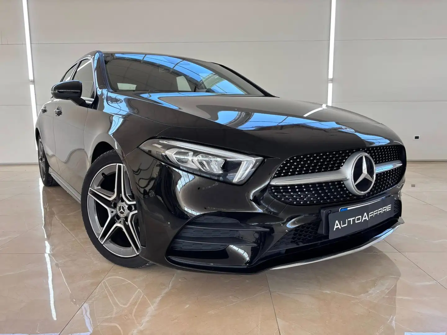 Mercedes-Benz A 180 Classe A - W177 2018 d Premium Night edition auto Nero - 1