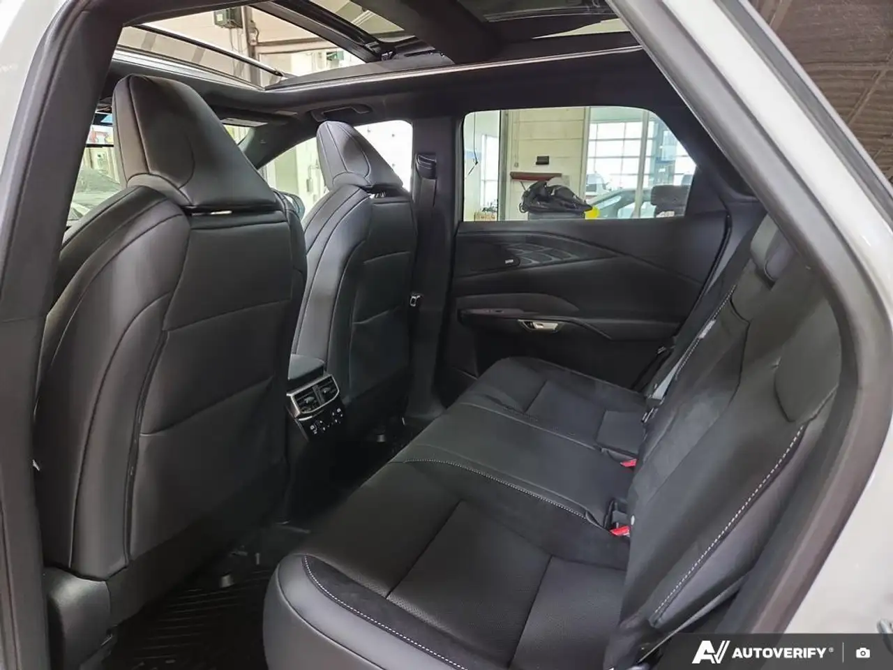 Lexus RX снимка Lexus RX