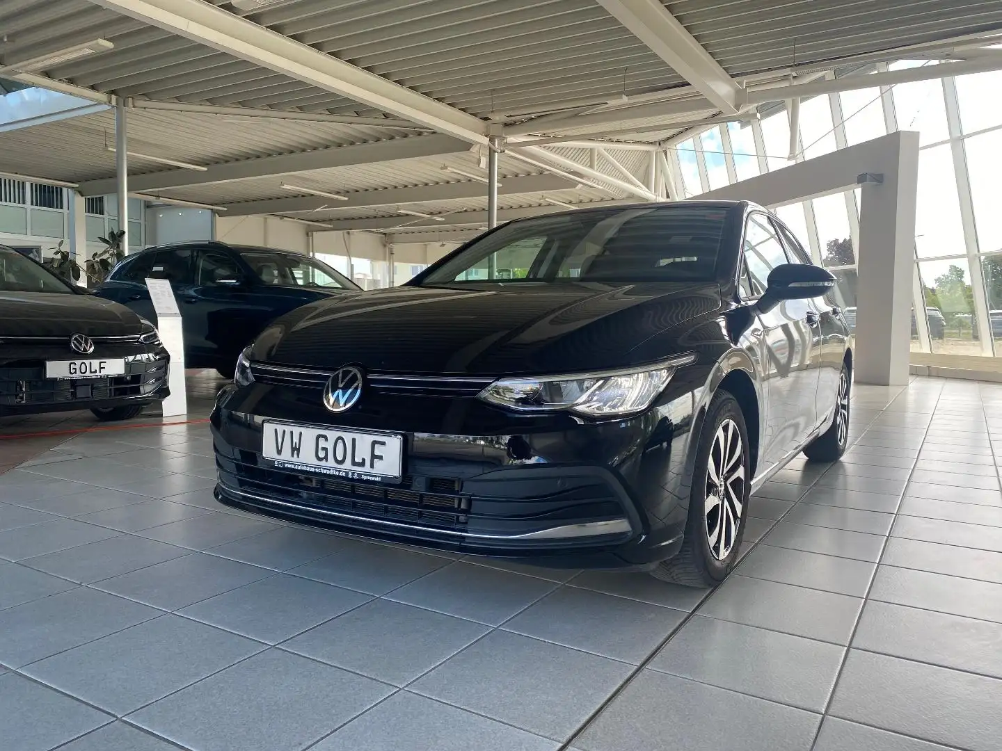 Volkswagen Golf Active TSI 6-Gang Noir - 1