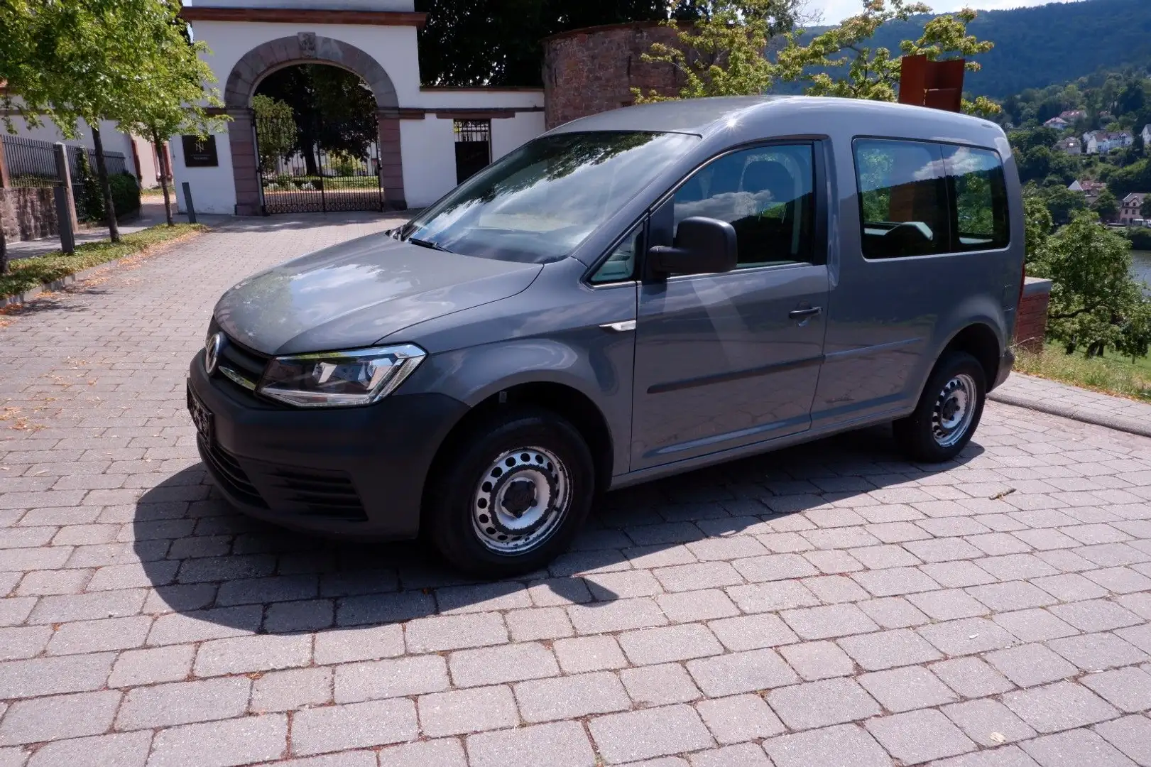 Volkswagen Caddy Nfz Kasten BMT 4Motion Gris - 2