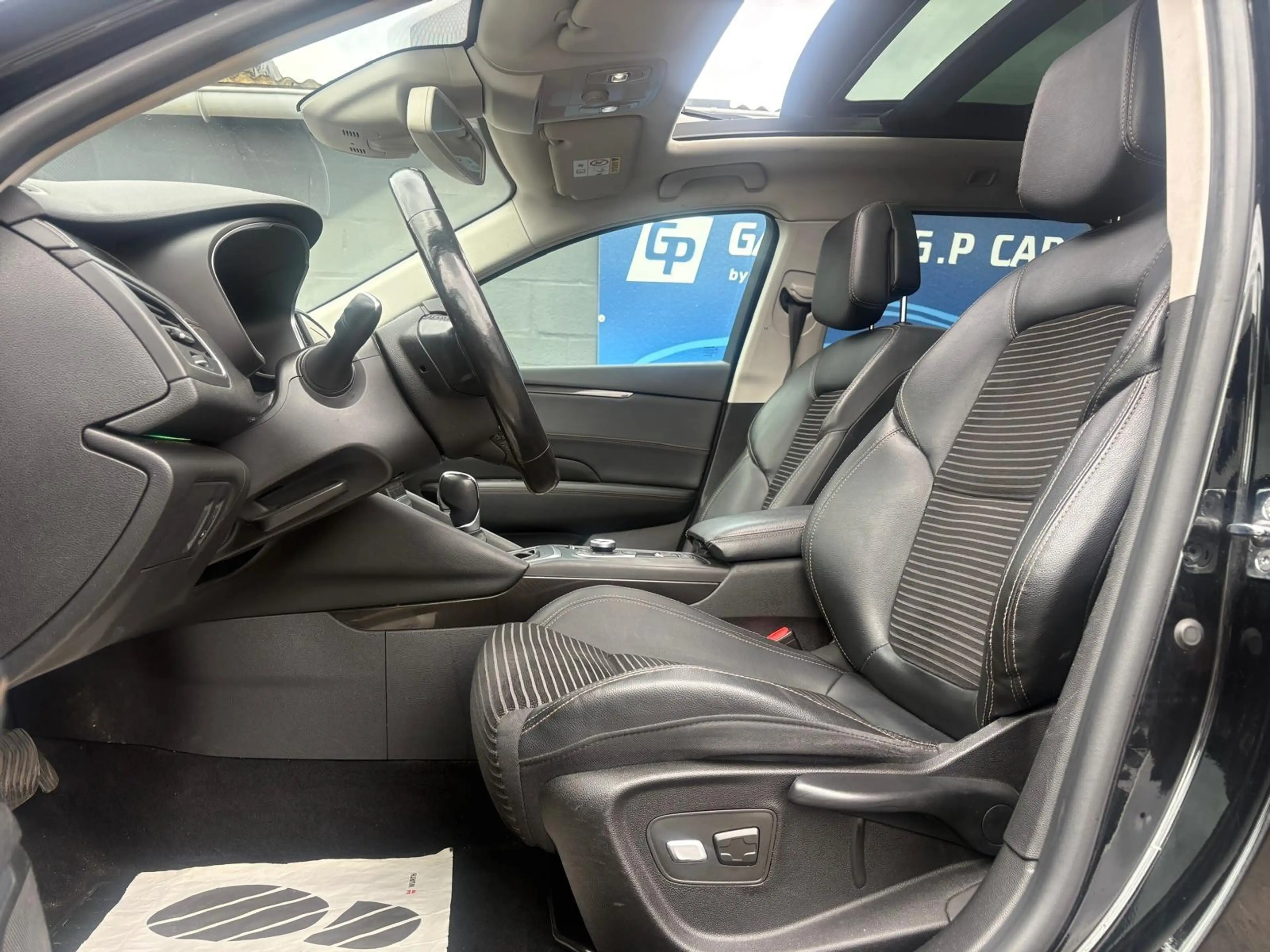Renault Talisman SW 1.6 TCe Energy Intens EDC — photo 8